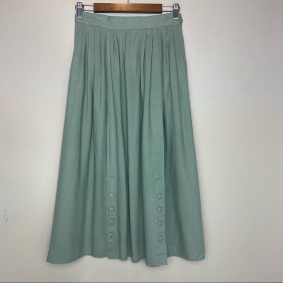 Dresses & Skirts - Honors Vintage Pale Green Long Skirt Size 10
